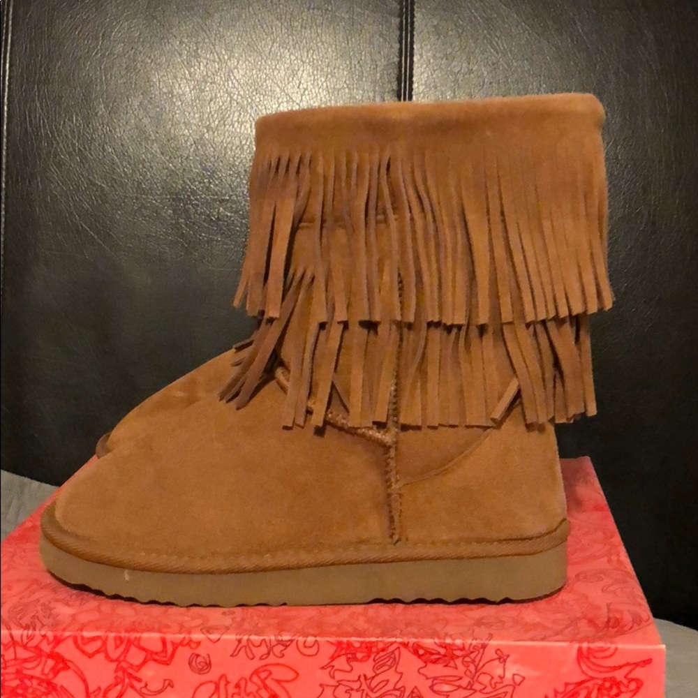 American rag moccasins sz7